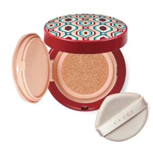 Gucci Cushion de Beaute Foundation Limited
Edition 2.0